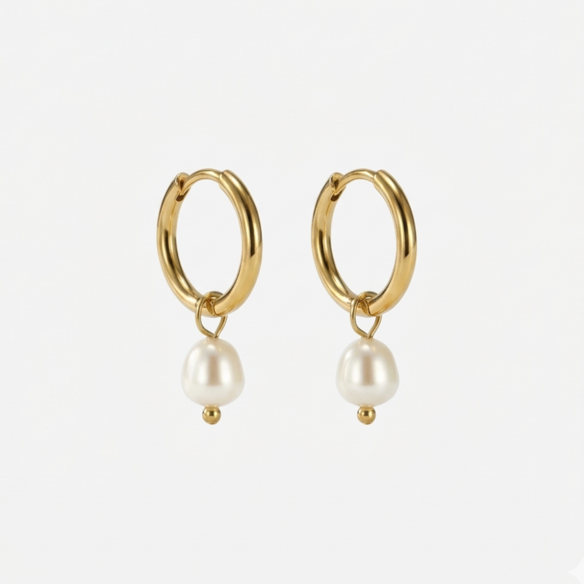 Peggy Pearl Earrings