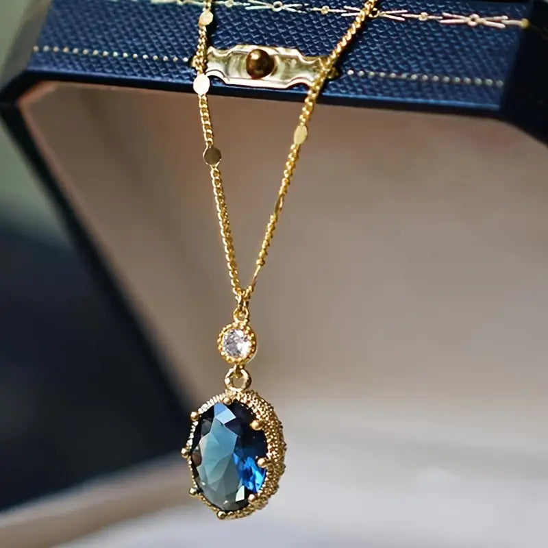 Thessia Lunebray Necklace - Gold