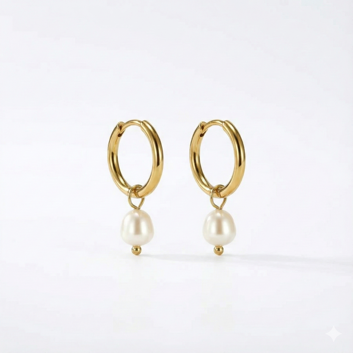 Bella Freshwater Pearl - Earrings