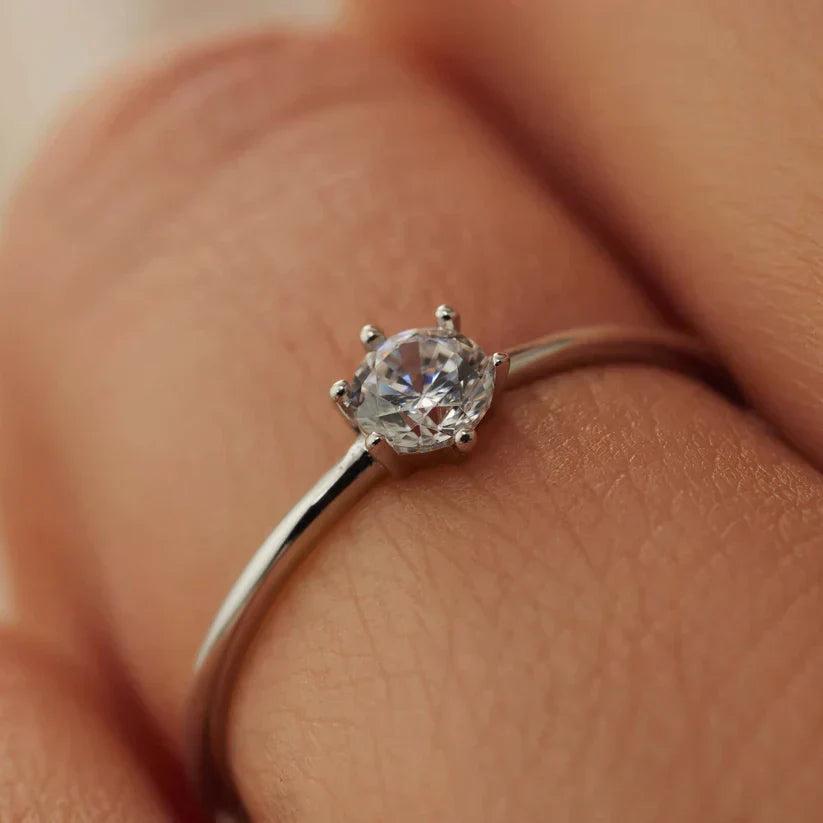 Mae Ring | White Gold
