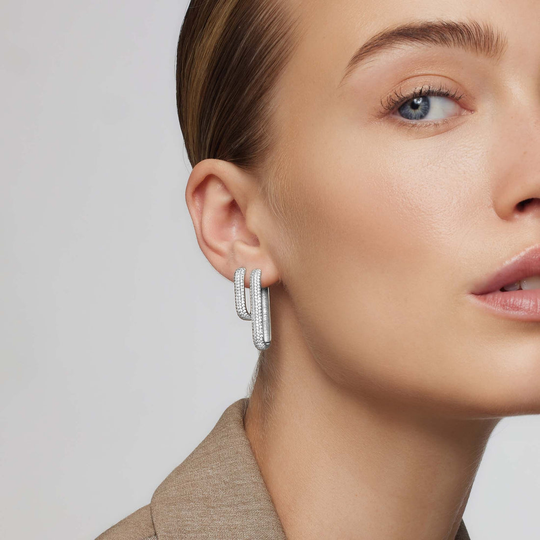 Small Gigi Sparkling Hoops | White Gold