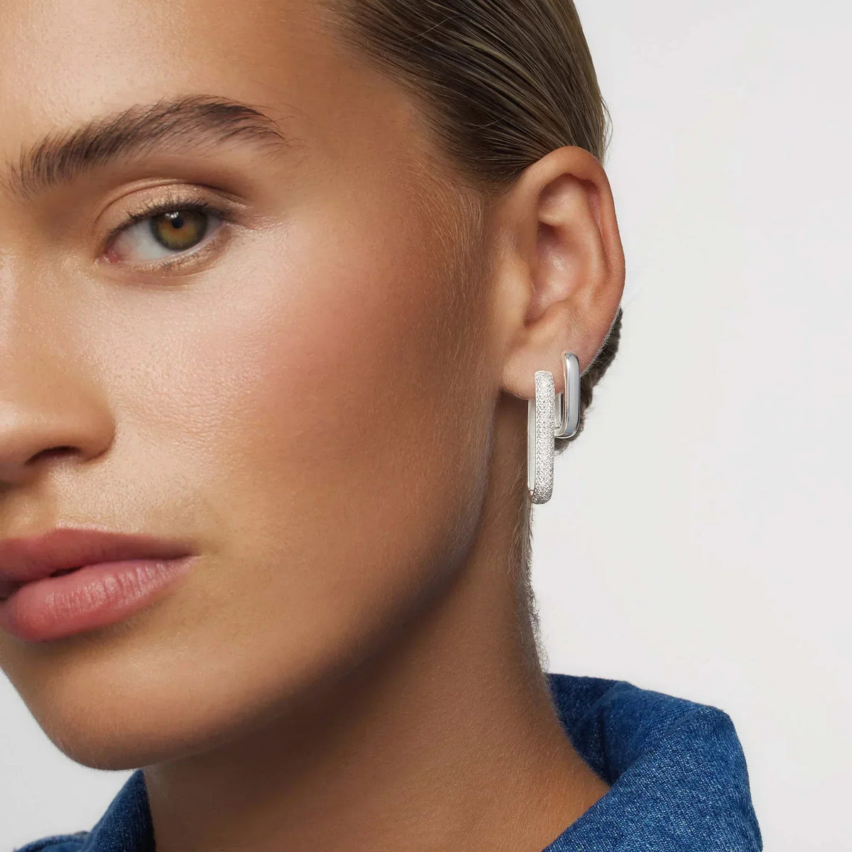 Gigi Sparkling Hoops | White Gold