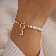 Auden Clé Letter Bracelet | Gold