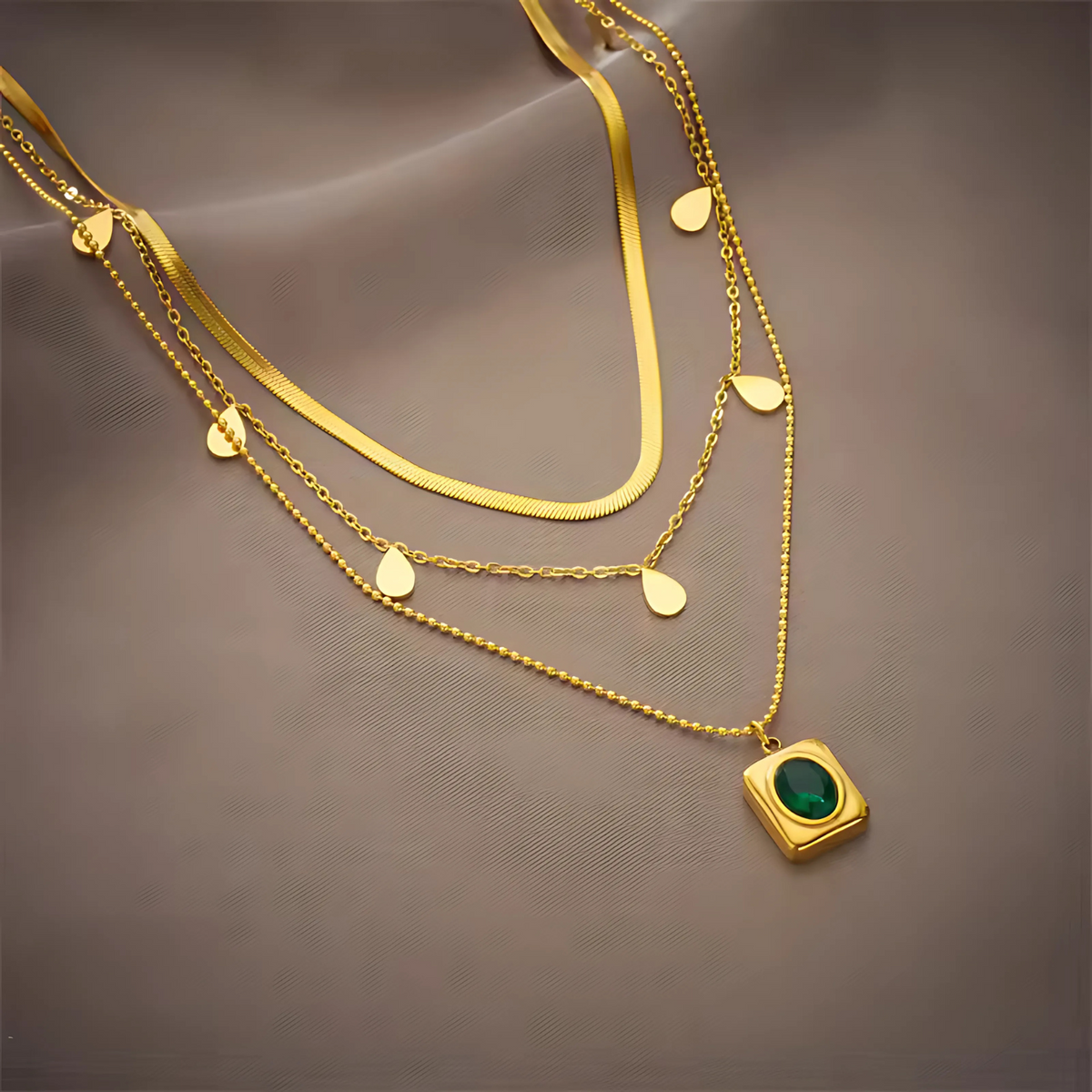 Serenna Virelle Necklace Set