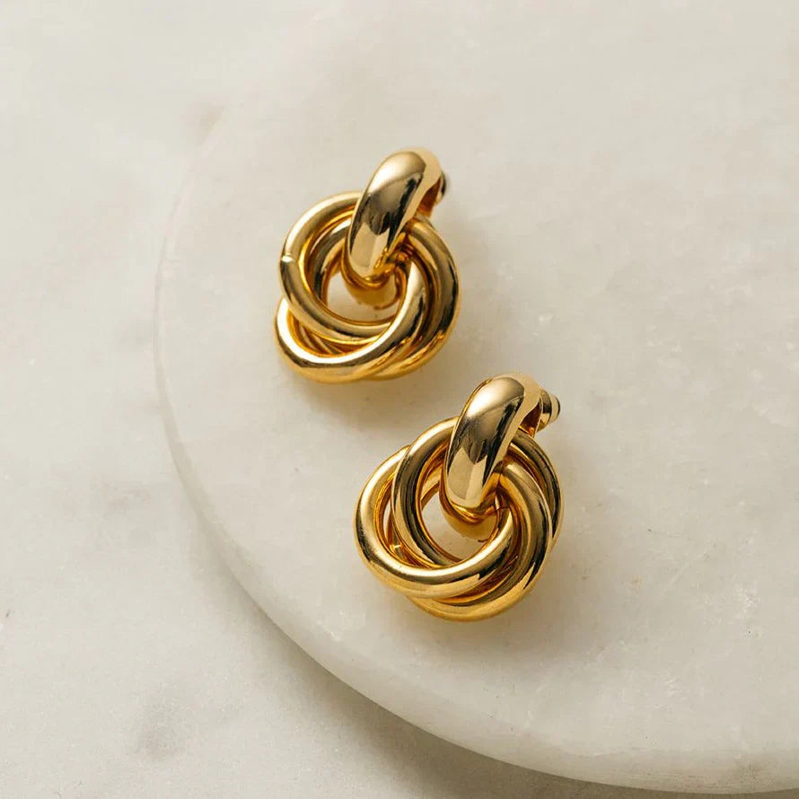 Daphne Earrings | White Gold
